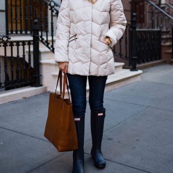 Hunter Navy Matt Tall Rain Boots Navy- wore one times, mint condition - Picture 14 of 16